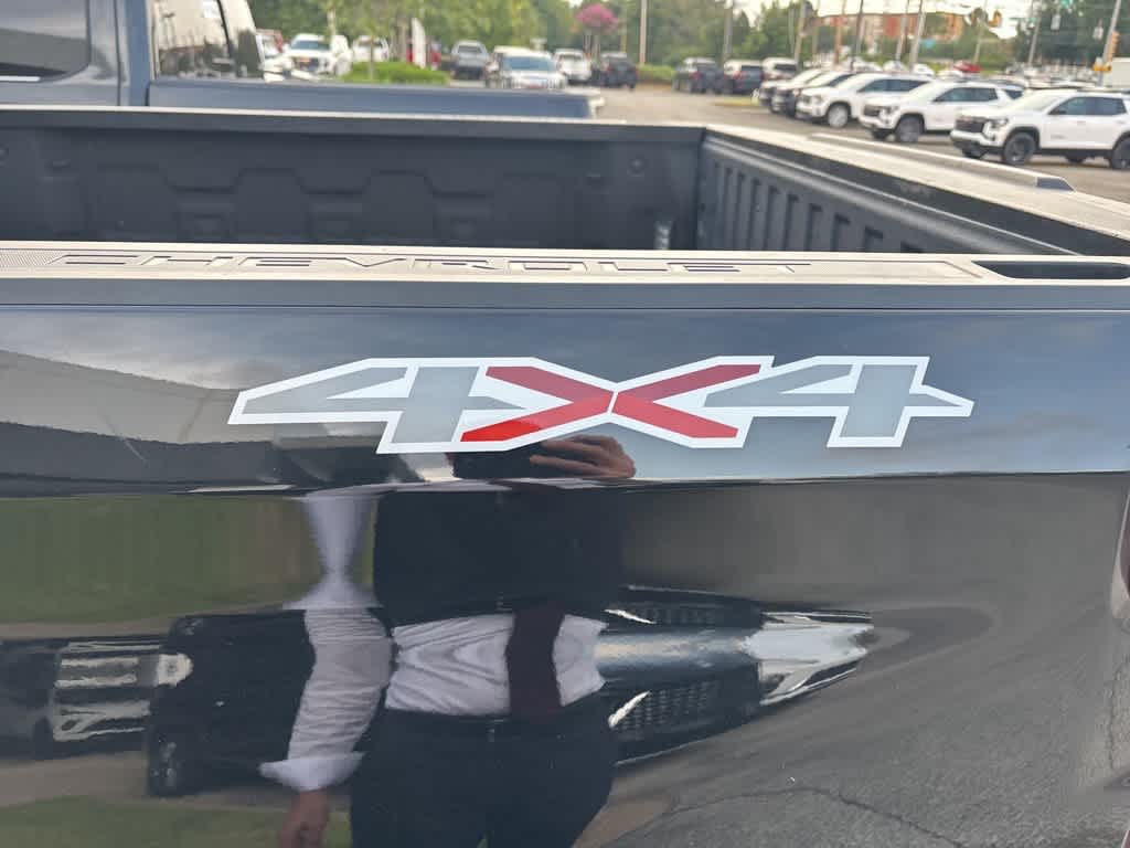 Thumbnail: 2021 Chevrolet Silverado 1500 - 5