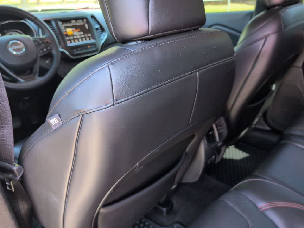 Thumbnail: 2019 Jeep Cherokee - 19