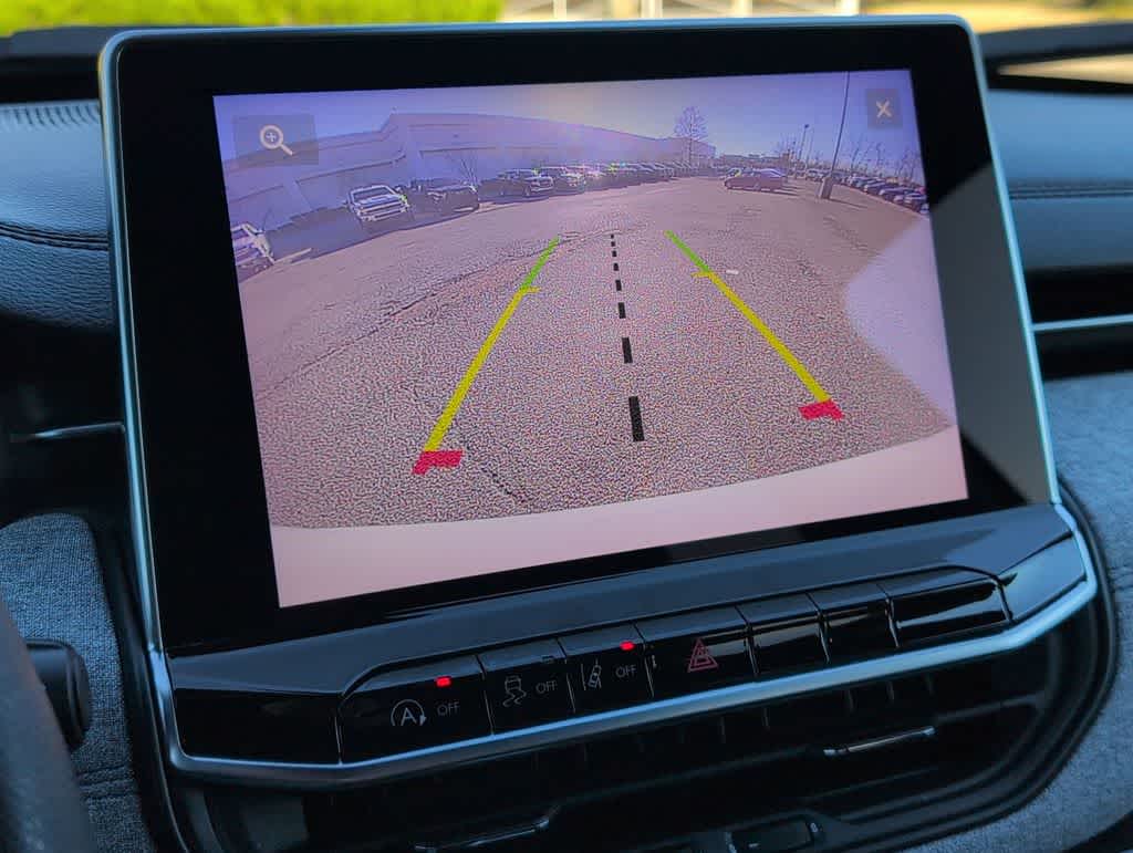 Thumbnail: 2023 Jeep Compass - 28