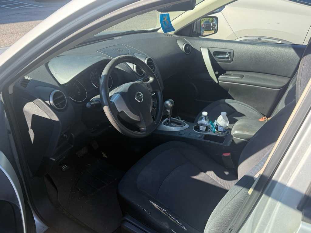Thumbnail: 2013 Nissan Rogue - 2