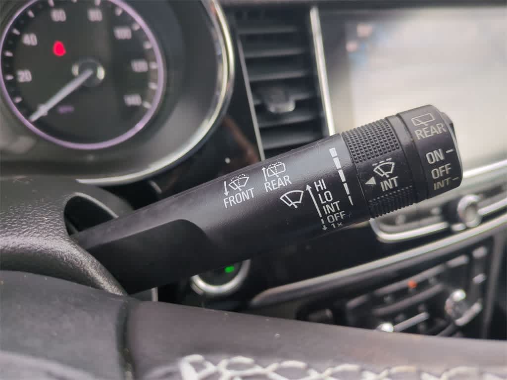 Thumbnail: 2018 Buick Encore - 26