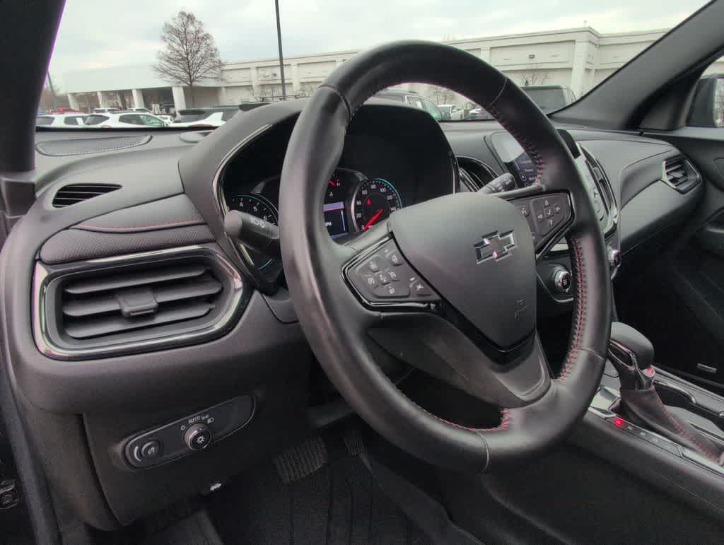 Thumbnail: 2022 Chevrolet Equinox - 10