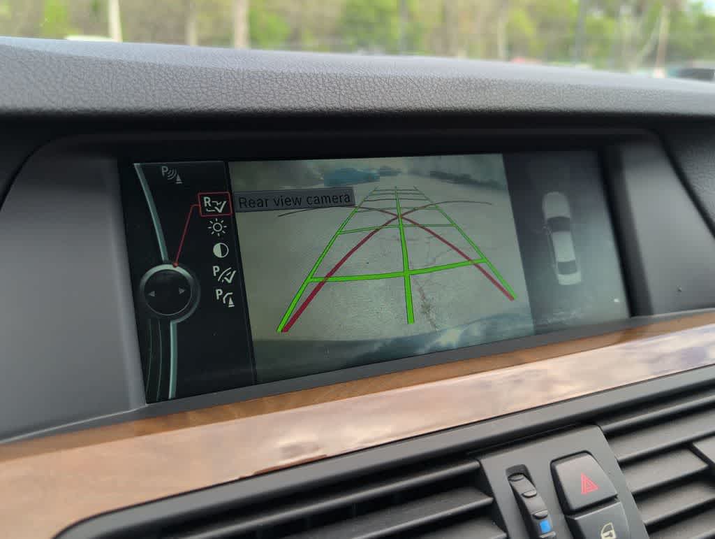 Thumbnail: 2011 BMW 5 Series - 31