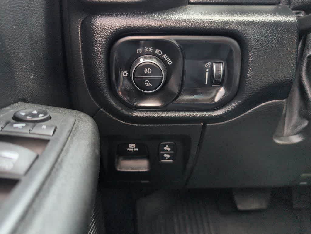 Thumbnail: 2021 RAM 1500 - 27