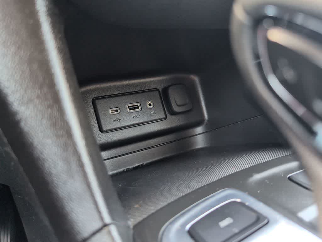 Thumbnail: 2023 Chevrolet Equinox - 30