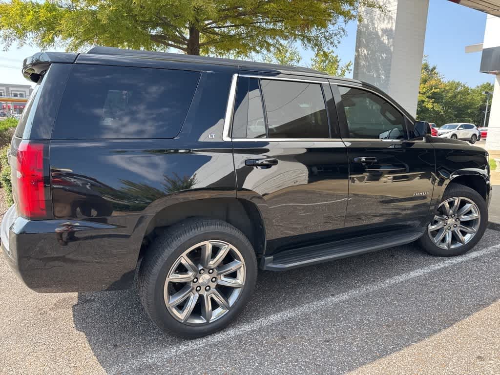 Thumbnail: 2018 Chevrolet Tahoe - 4
