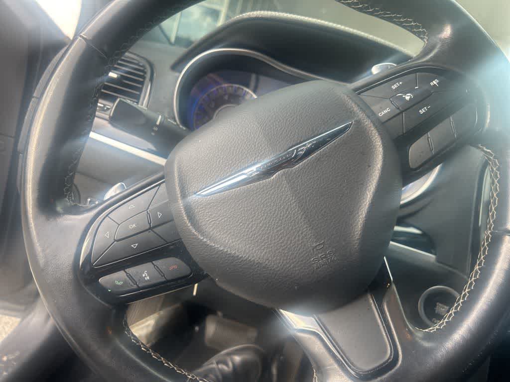 Thumbnail: 2021 Chrysler 300 - 18