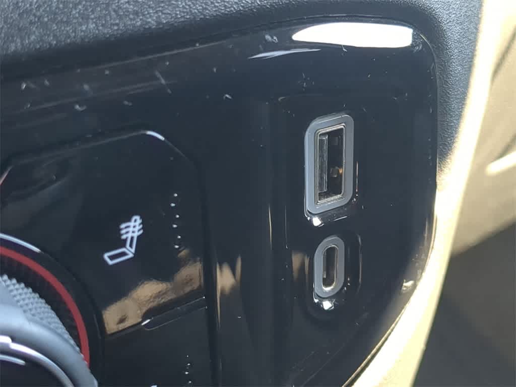 Thumbnail: 2022 Chevrolet Silverado 1500 - 30