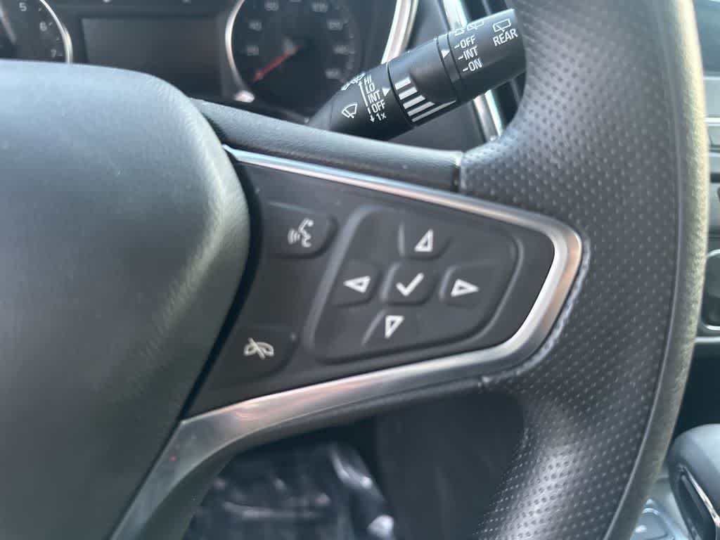 Thumbnail: 2023 Chevrolet Equinox - 18