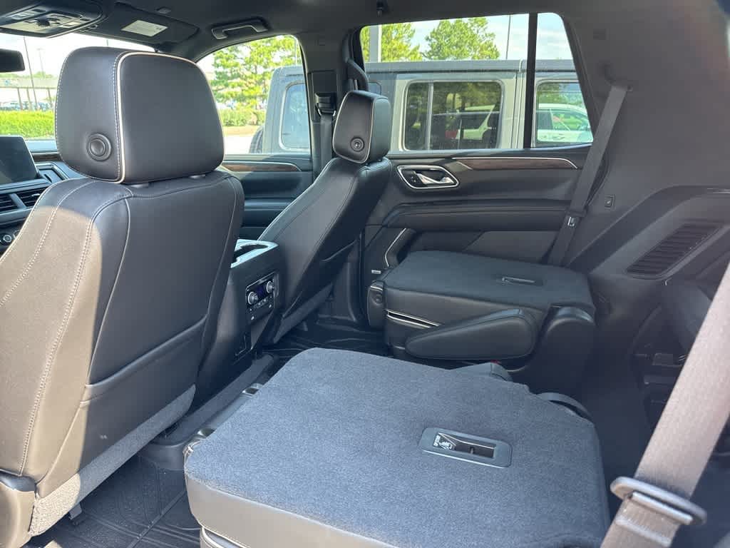 Thumbnail: 2021 Chevrolet Tahoe - 3