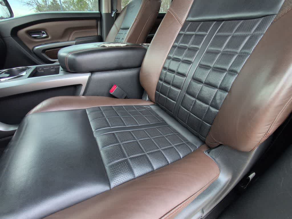 Thumbnail: 2017 Nissan Titan - 17