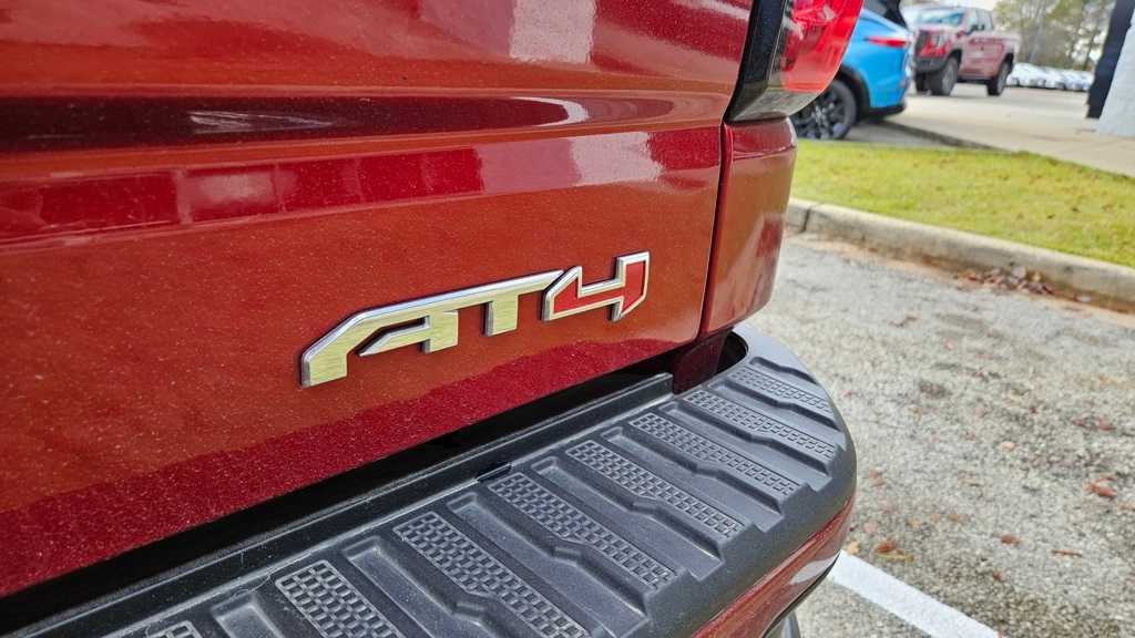 Thumbnail: 2024 GMC Sierra 1500 - 12