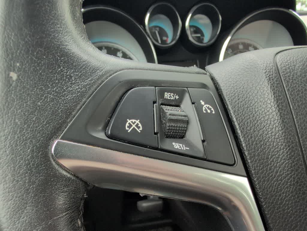 Thumbnail: 2013 Buick Verano - 24