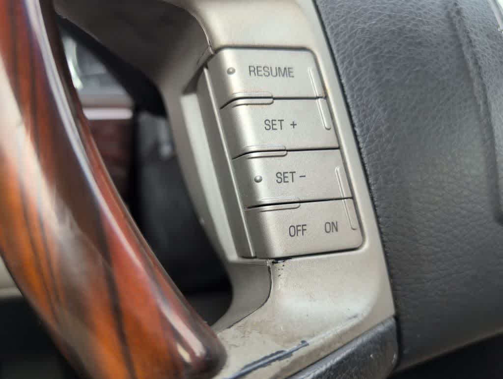 Thumbnail: 2009 Lincoln MKZ - 24