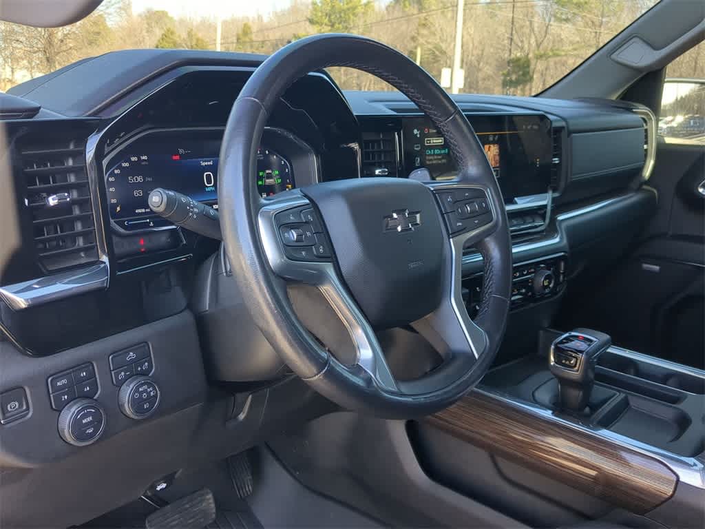 Thumbnail: 2023 Chevrolet Silverado 1500 - 10