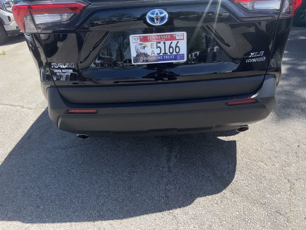 Thumbnail: 2024 Toyota RAV4 - 18