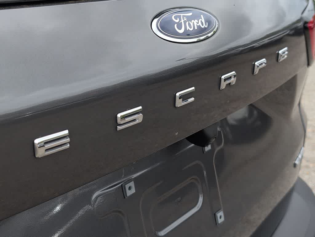 Thumbnail: 2023 Ford Escape - 12