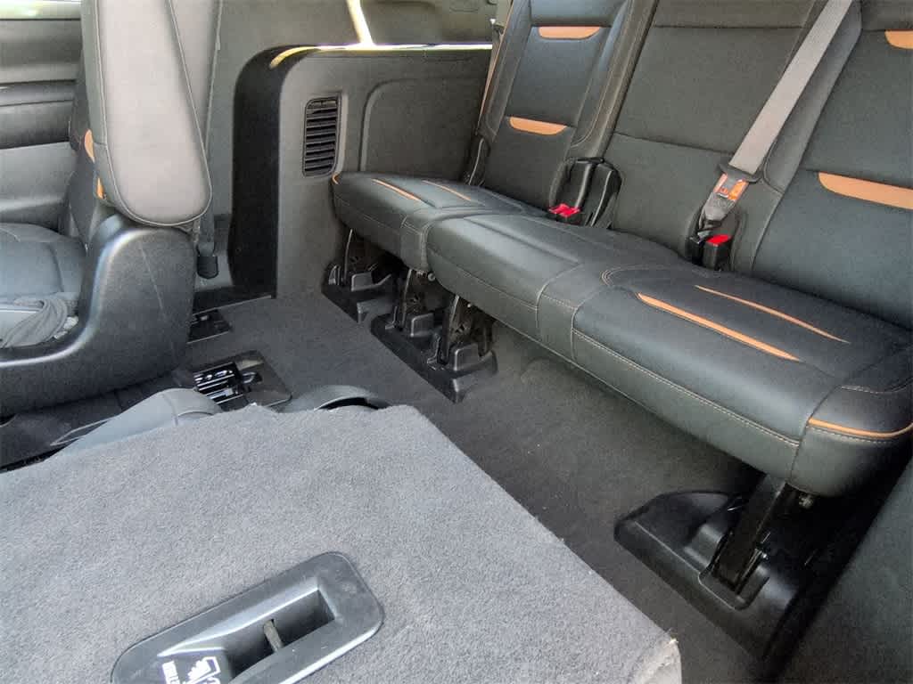 Thumbnail: 2024 GMC Yukon XL - 40