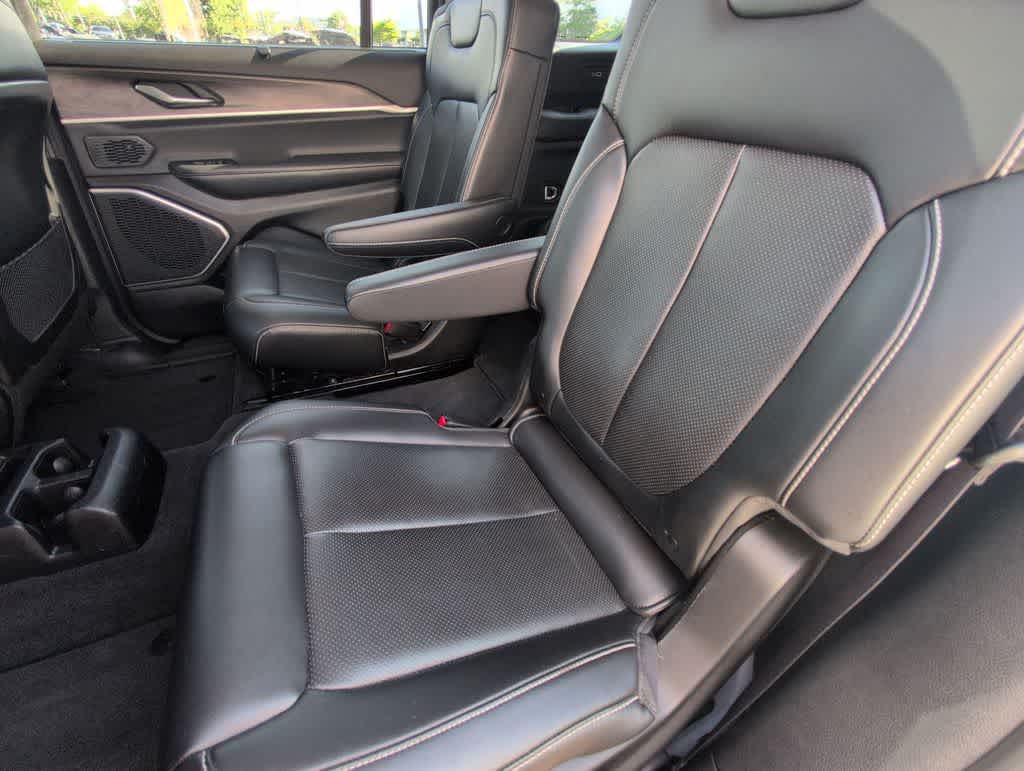 Thumbnail: 2021 Jeep Grand Cherokee L - 21