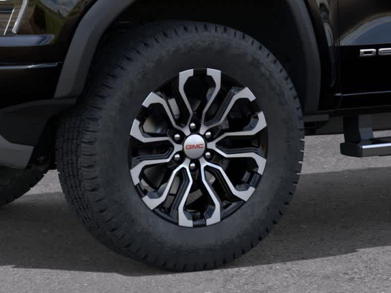 2025 GMC Canyon Denali 9