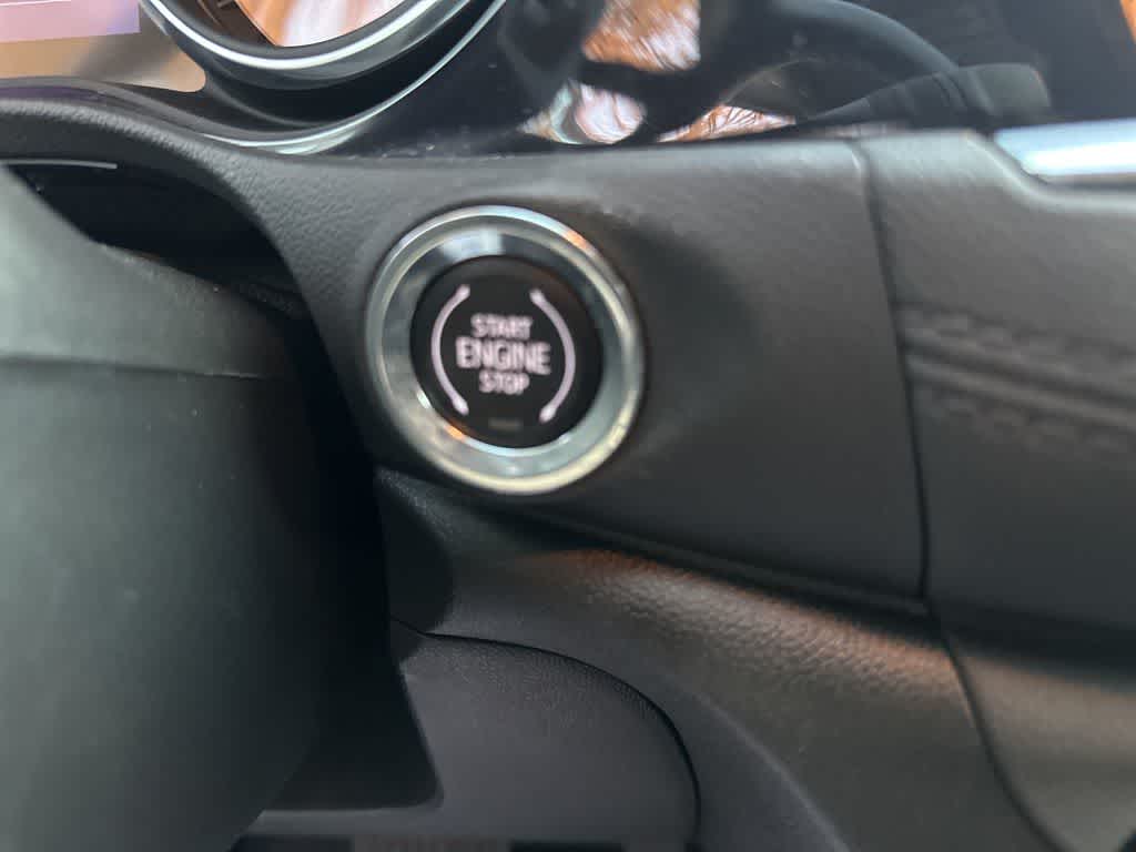 Thumbnail: 2023 Buick Encore GX - 16