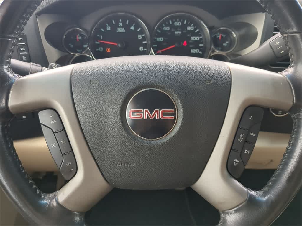Thumbnail: 2011 GMC Sierra 1500 - 22