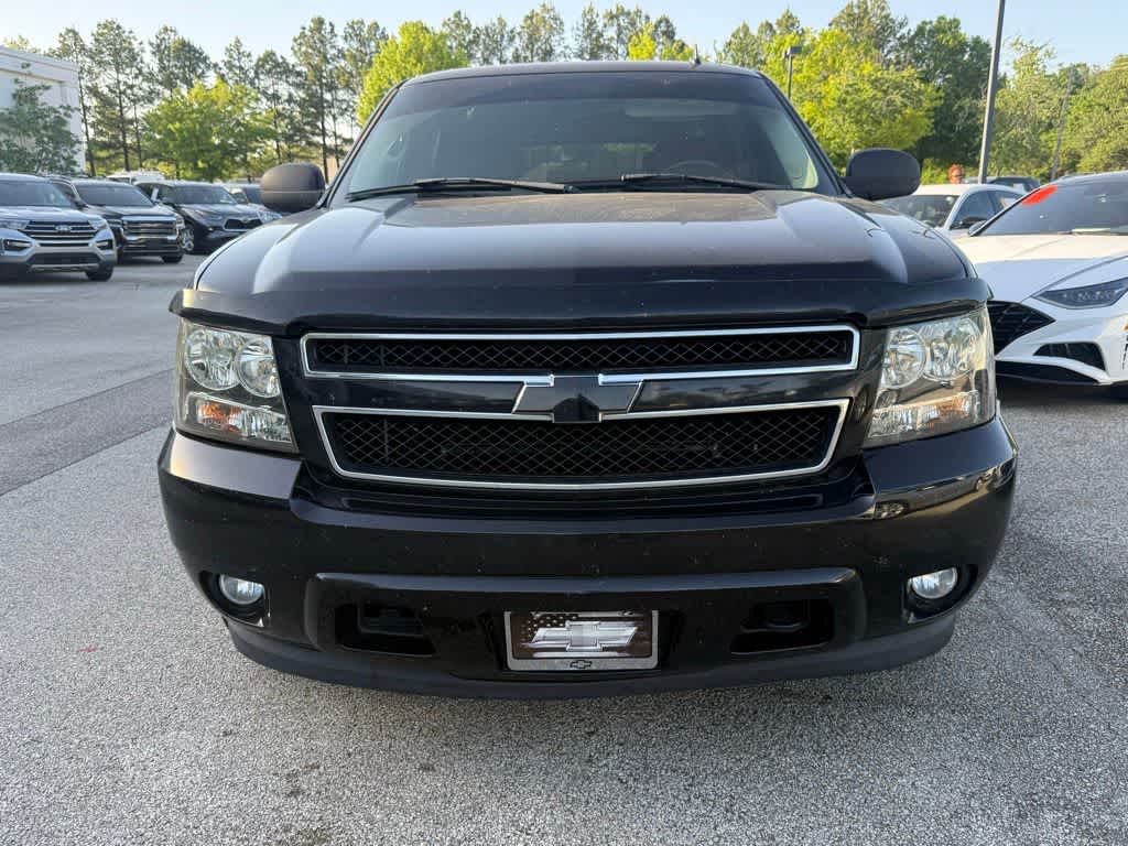 Thumbnail: 2008 Chevrolet Tahoe - 21