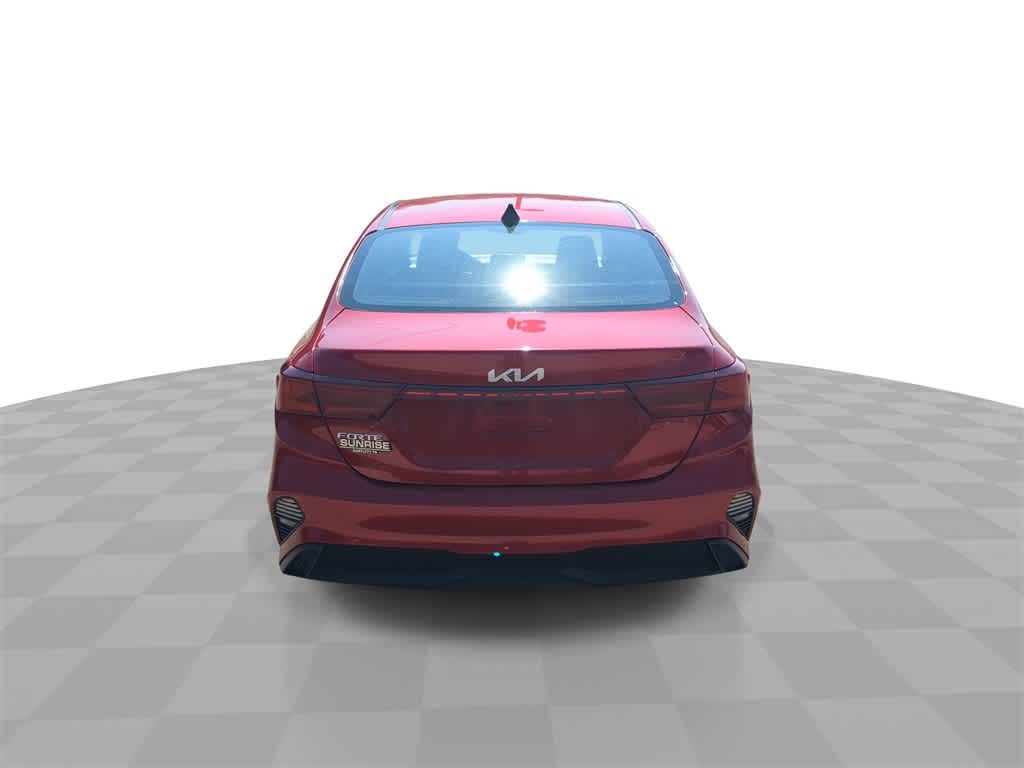 Thumbnail: 2023 Kia Forte - 7