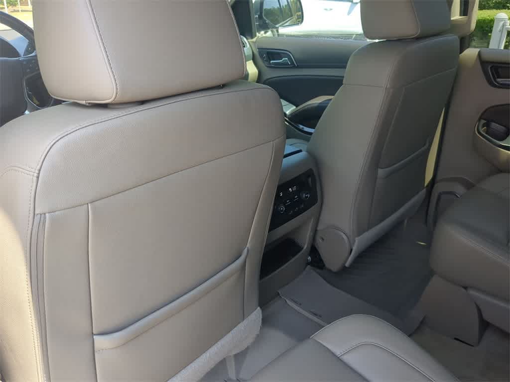 Thumbnail: 2017 Chevrolet Suburban - 17