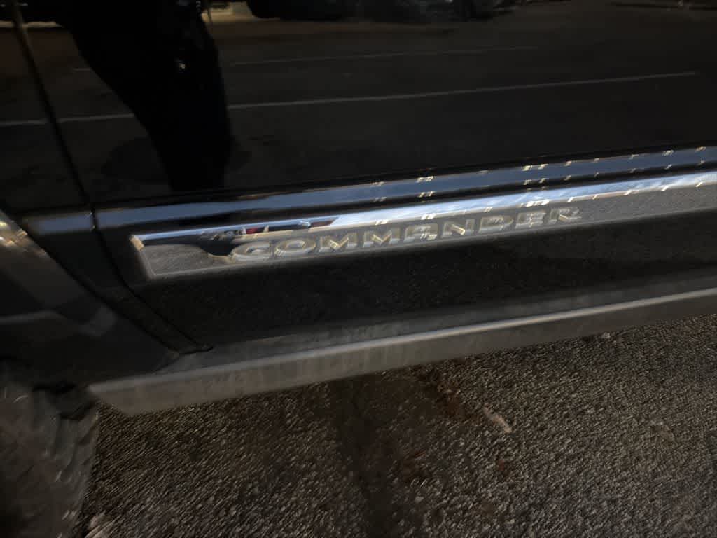 Thumbnail: 2007 Jeep Commander - 3