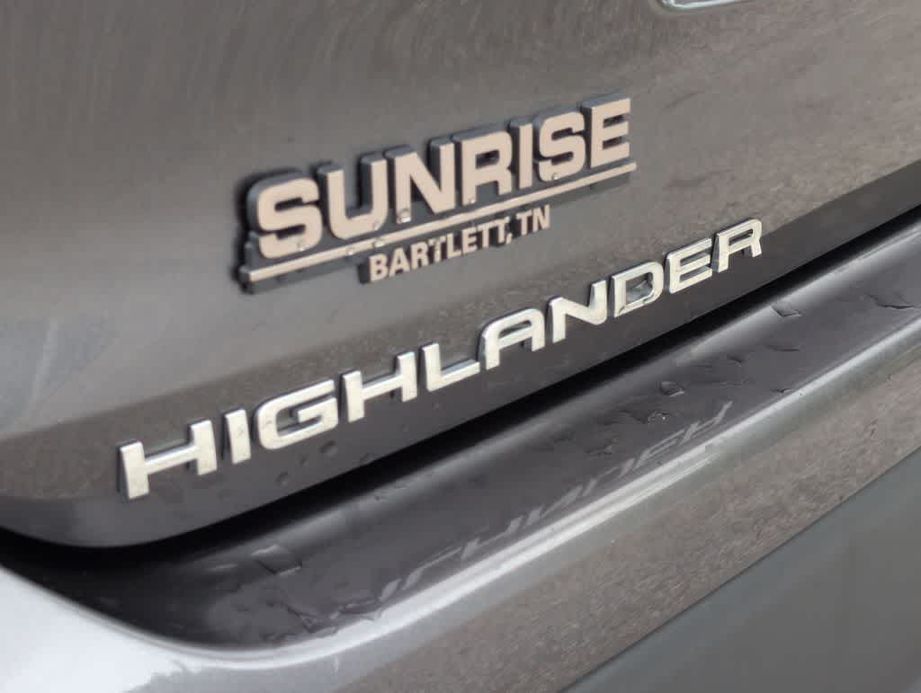 Thumbnail: 2021 Toyota Highlander - 13
