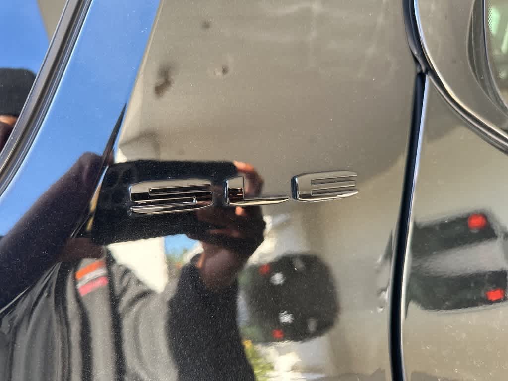 Thumbnail: 2023 GMC Acadia - 26