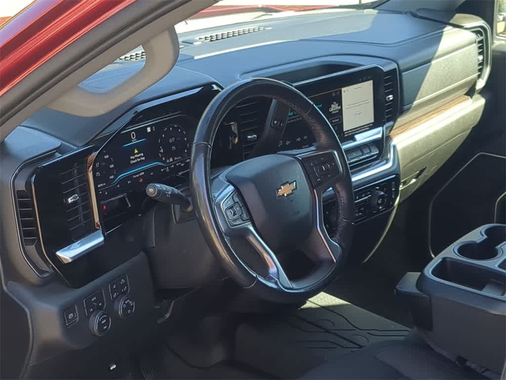 Thumbnail: 2022 Chevrolet Silverado 1500 - 10