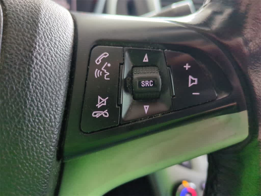 Thumbnail: 2017 Chevrolet Sonic - 24