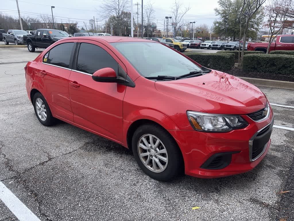 Thumbnail: 2017 Chevrolet Sonic - 3