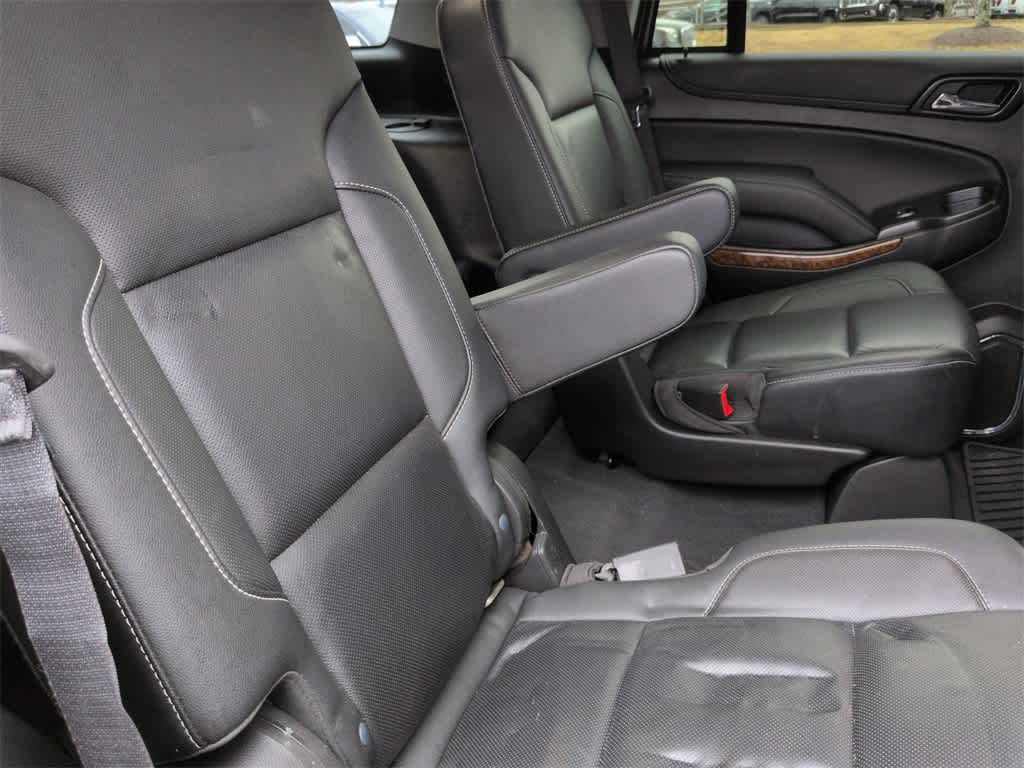 Thumbnail: 2019 Chevrolet Tahoe - 21