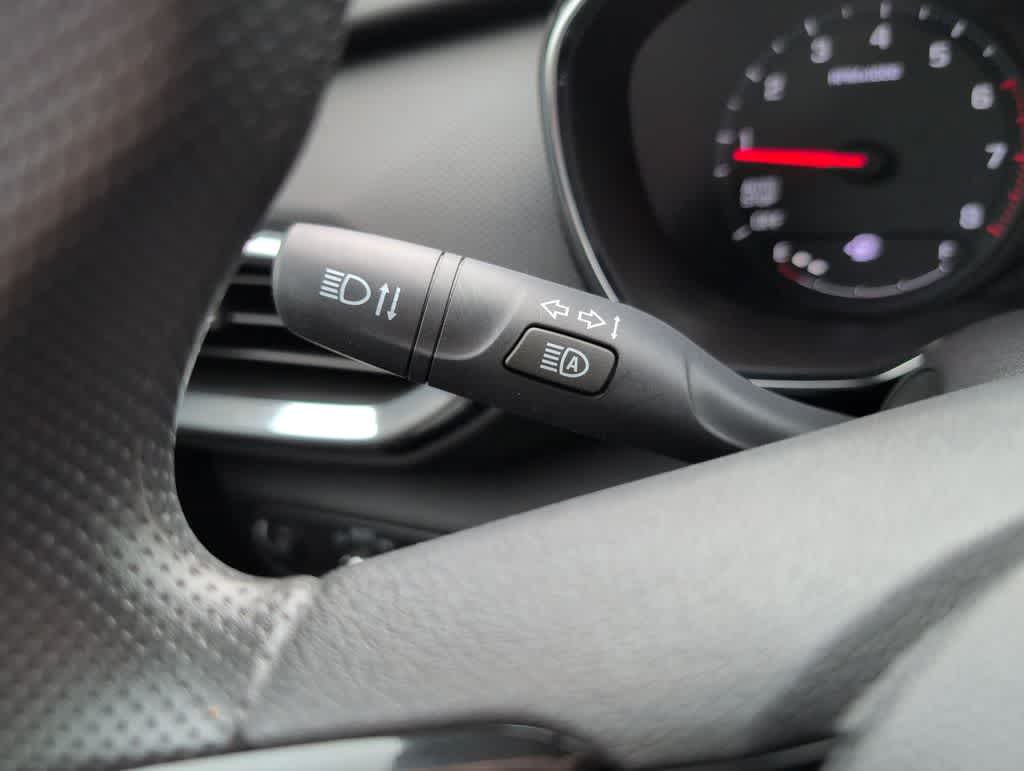 Thumbnail: 2023 Chevrolet TrailBlazer - 27