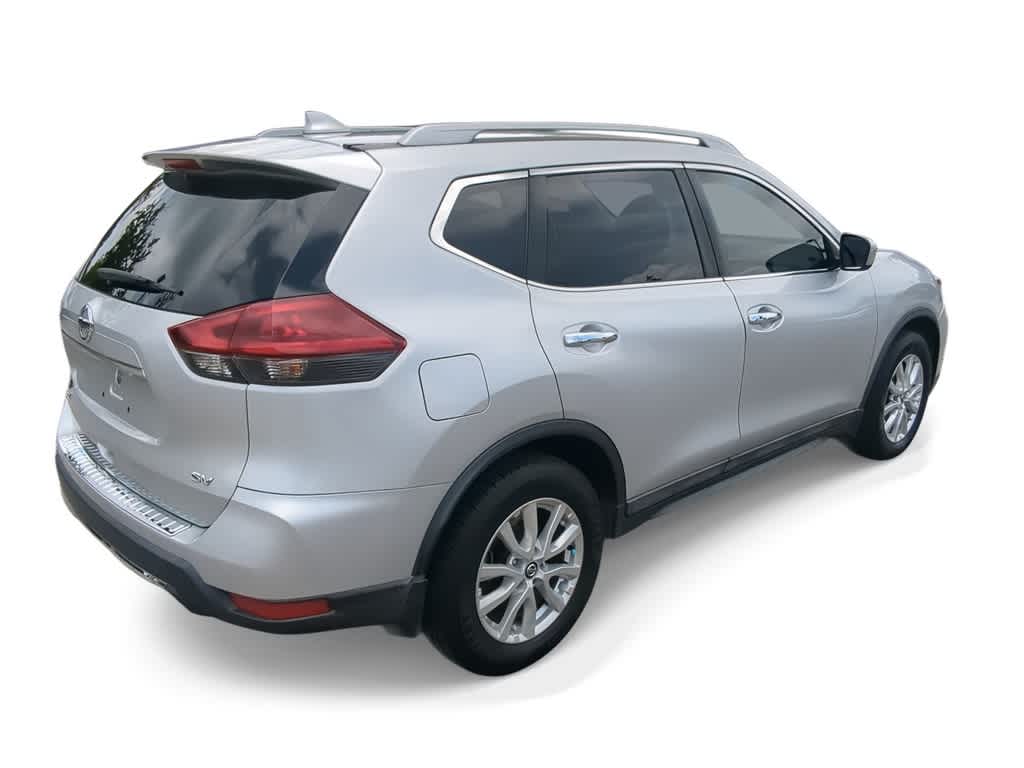 2018 Nissan Rogue SV 8
