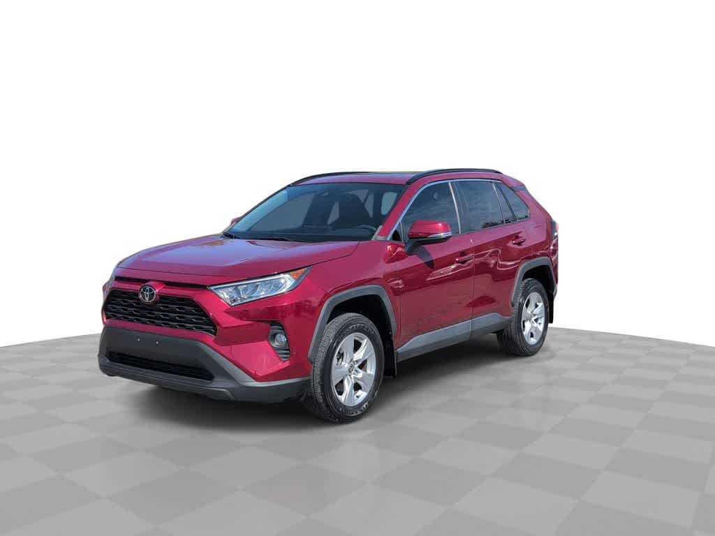 Thumbnail: 2021 Toyota RAV4 - 4