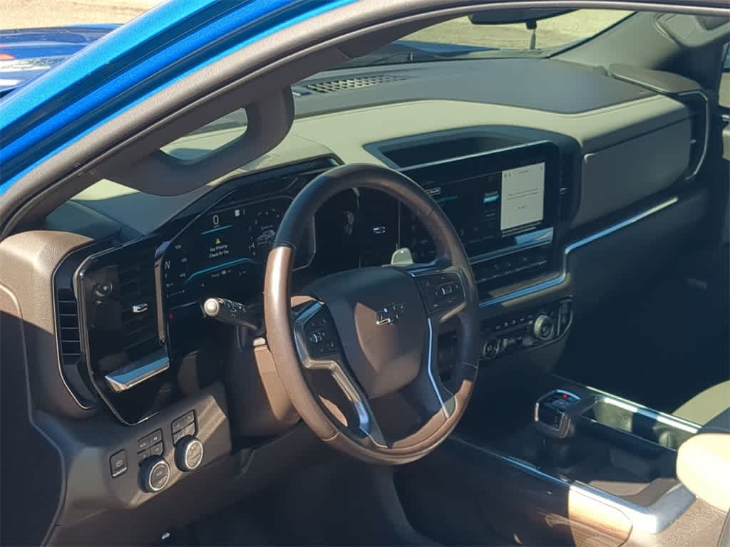 Thumbnail: 2022 Chevrolet Silverado 1500 - 10