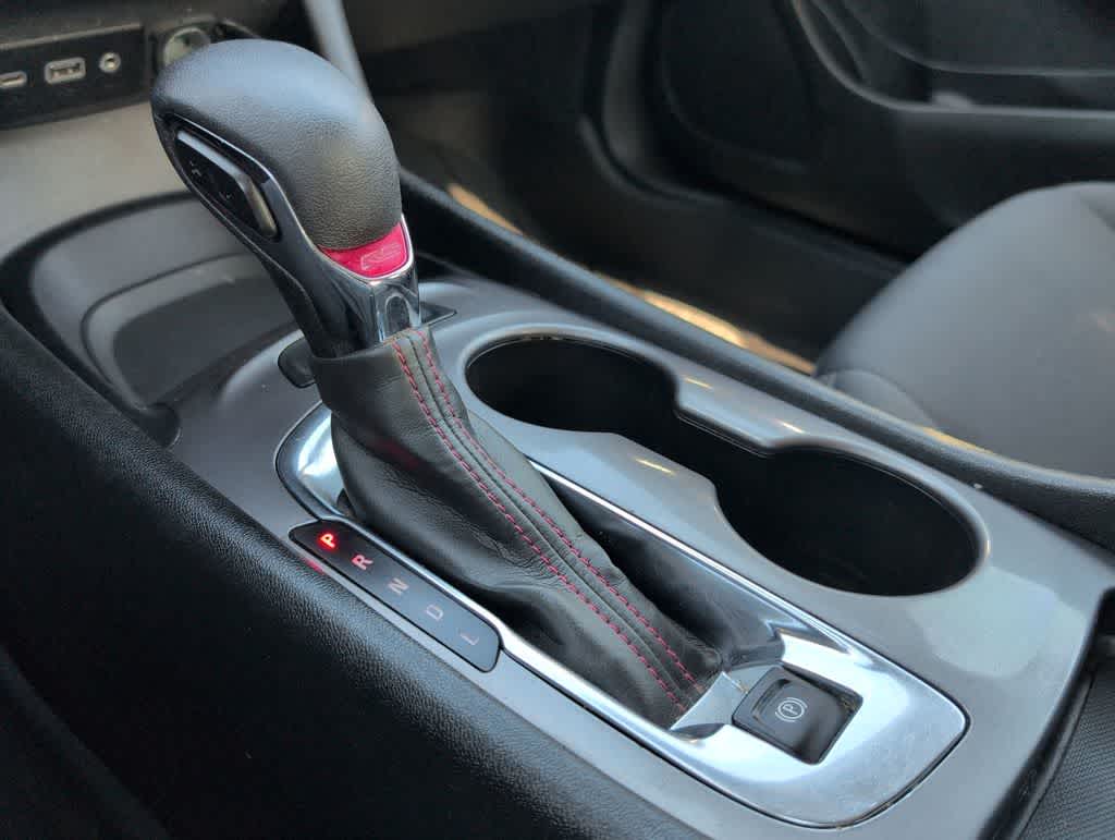 Thumbnail: 2023 Chevrolet Malibu - 32