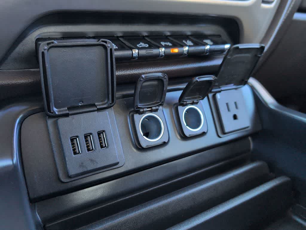 Thumbnail: 2015 GMC Sierra 3500 - 32