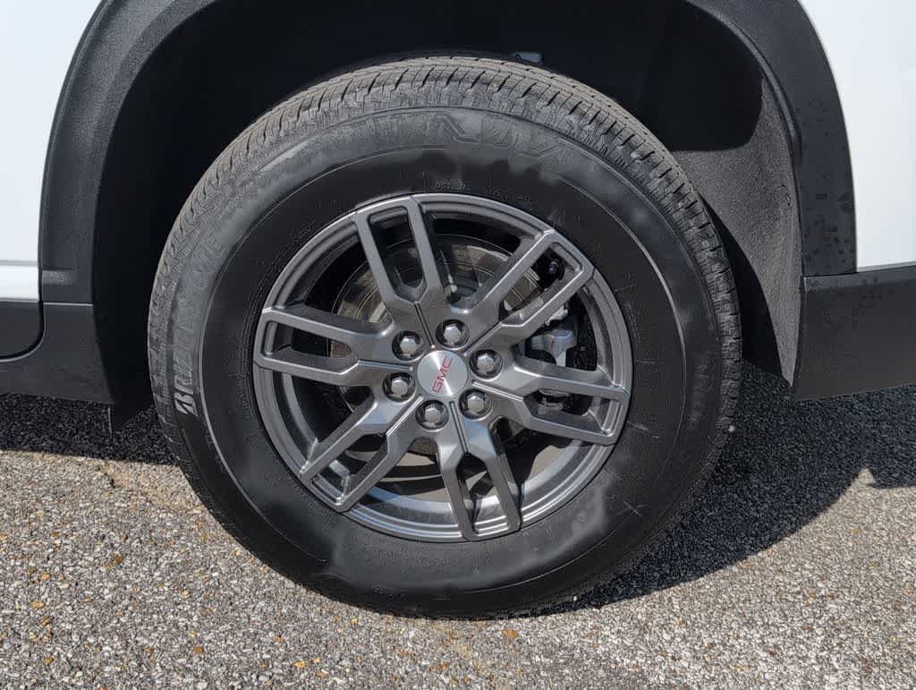 Thumbnail: 2025 GMC Acadia - 13