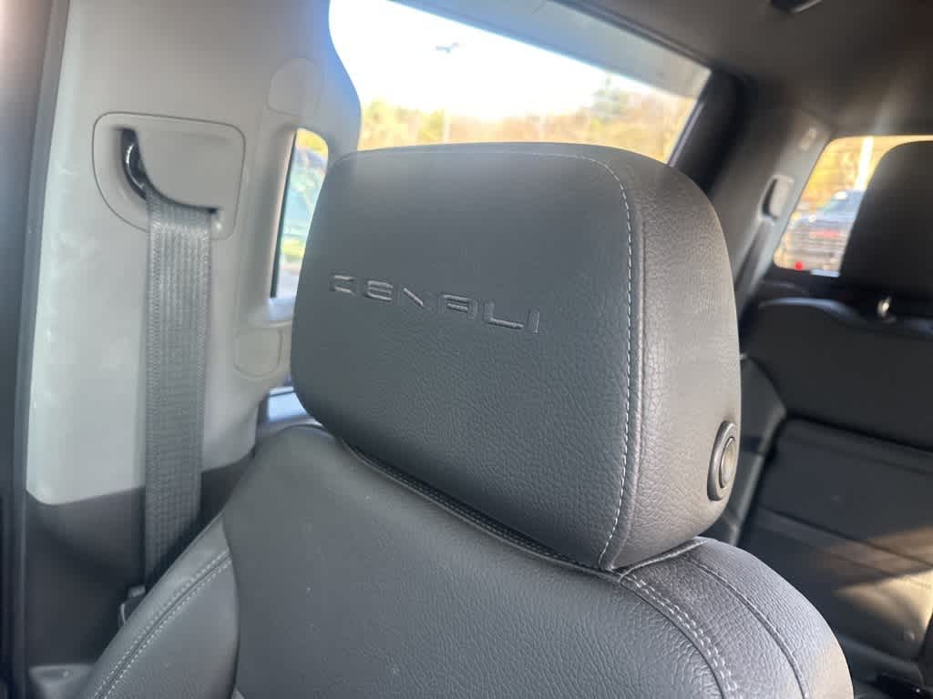 Thumbnail: 2021 GMC Sierra 2500 - 19