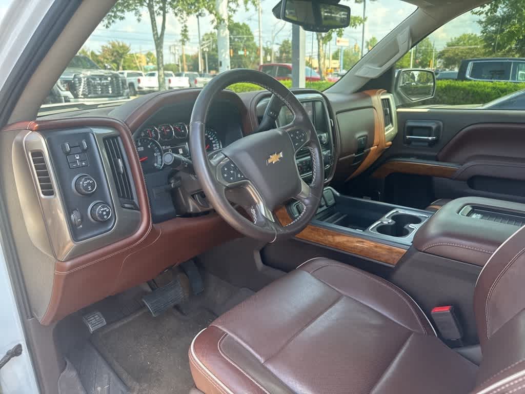 Thumbnail: 2017 Chevrolet Silverado 1500 - 3