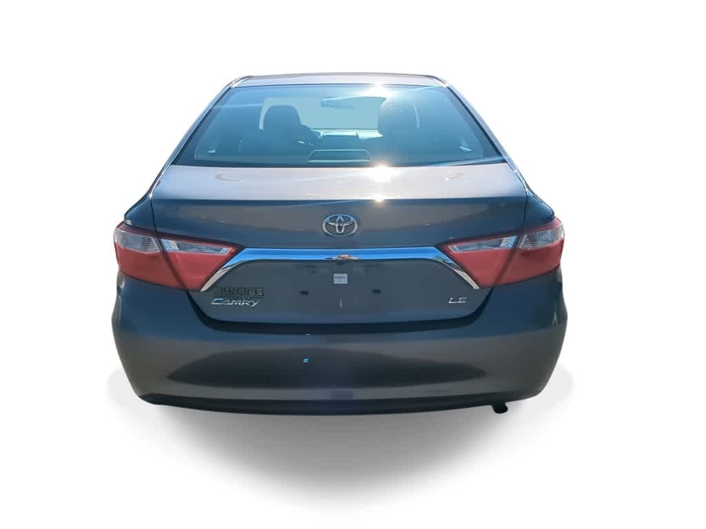 2017 Toyota Camry LE 7