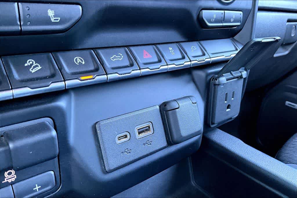 Thumbnail: 2019 Chevrolet Silverado 1500 - 22