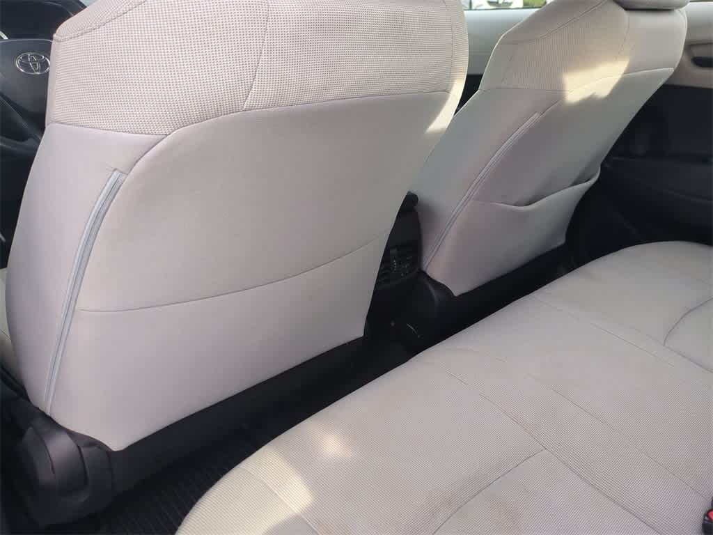 Thumbnail: 2022 Toyota Corolla Cross - 17