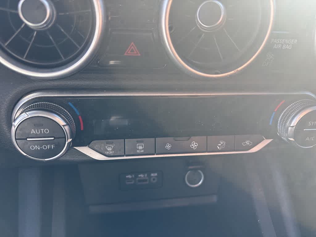 Thumbnail: 2021 Nissan Sentra - 19