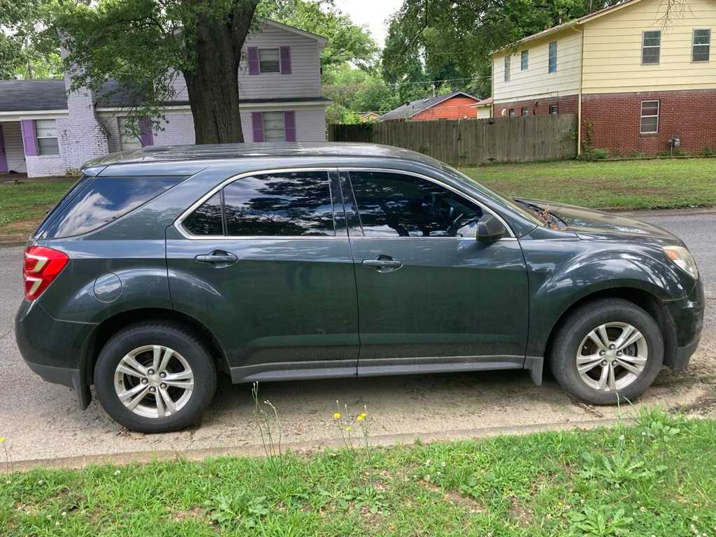 2017 Chevrolet Equinox LS 2